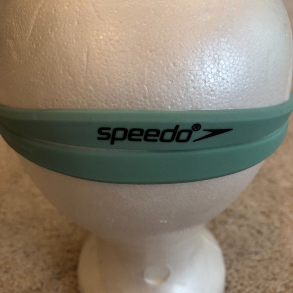 SPEEDO LIGHT GREEN CLEAR SWIM GLASSES/GOGGLES ADJUSTABLE - Picture 4 of 13